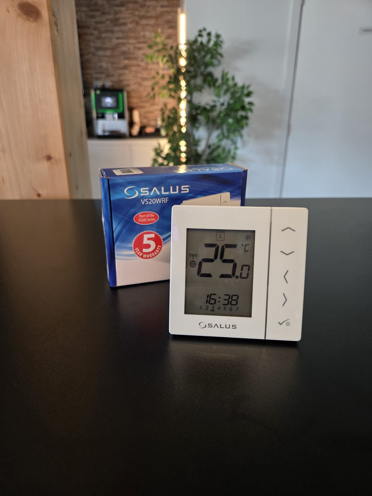 Salus VS20WRF Digitale Smart thermostaat (wit) 